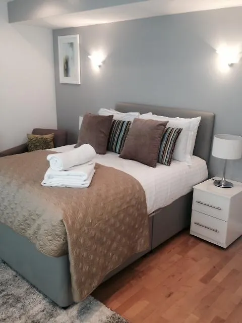 Monument One Apartment London